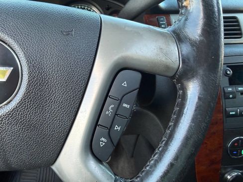 Used 2013 Chevrolet Avalanche LT w/ All-Star Edition image 27