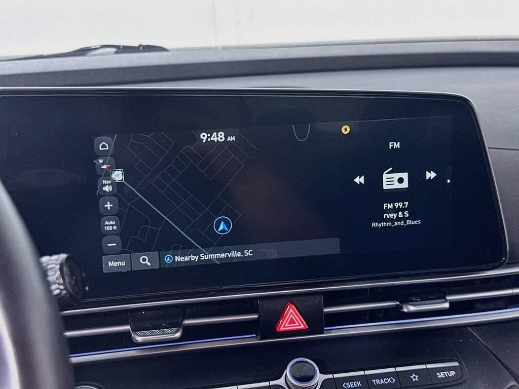 Used 2025 Hyundai Elantra SEL FWD image 29