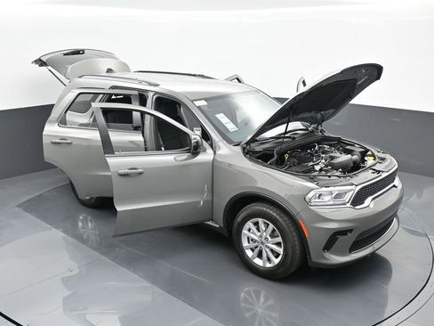 Used 2024 Dodge Durango SXT w/ 3rd Row Seating Group image 69