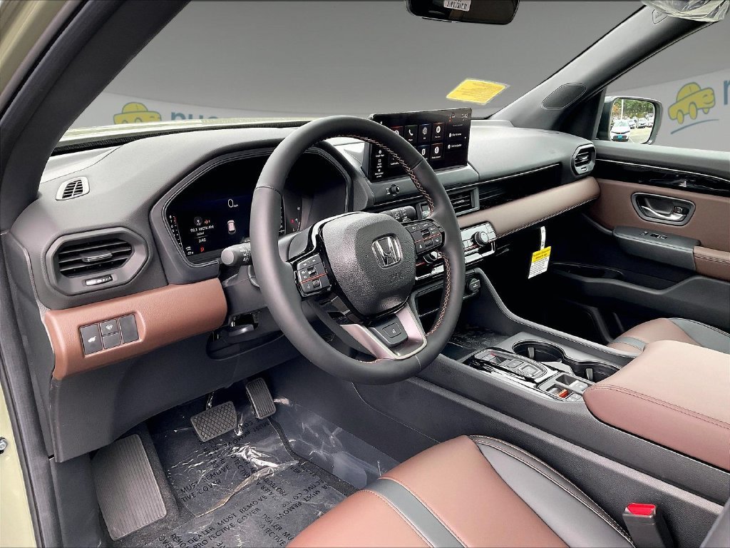 New 2026 Honda Pilot TrailSport image 9