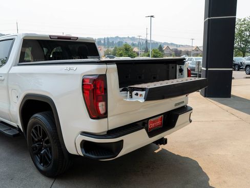 Used 2021 GMC Sierra 1500 Elevation AWD/4WD image 32