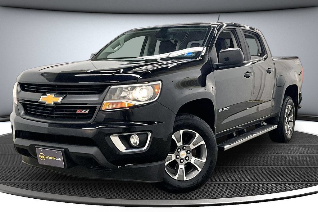 Used 2020 Chevrolet Colorado Z71 AWD/4WD image 3