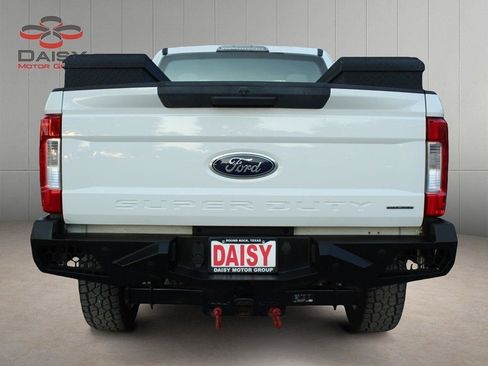 Used 2019 Ford F250 XL w/ XL Value Package AWD/4WD image 7