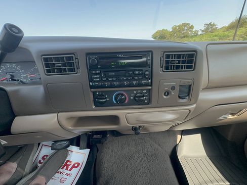 Used 1999 Ford F350 XL RWD image 16