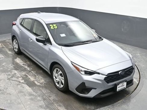 Used 2025 Subaru Impreza 2.0i image 19
