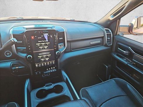 Used 2021 RAM 2500 Laramie AWD/4WD image 4