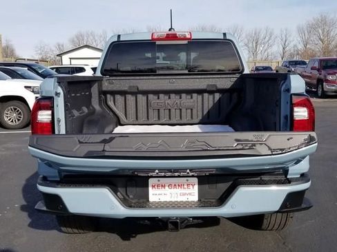 New 2026 GMC Canyon Denali image 7