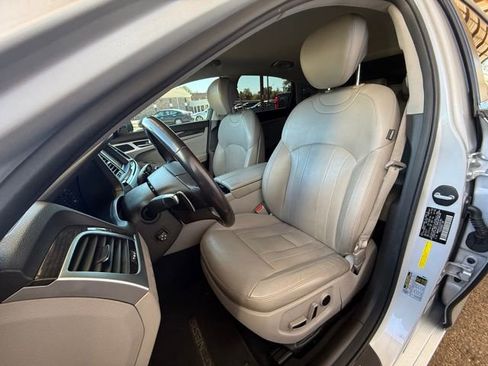 Used 2018 Genesis G80 3.8 image 13