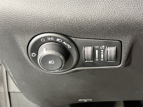 Used 2022 Jeep Compass Latitude w/ Convenience Group AWD/4WD image 10
