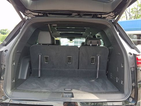 Certified 2023 Chevrolet Traverse Premier w/ Redline Edition AWD/4WD image 33