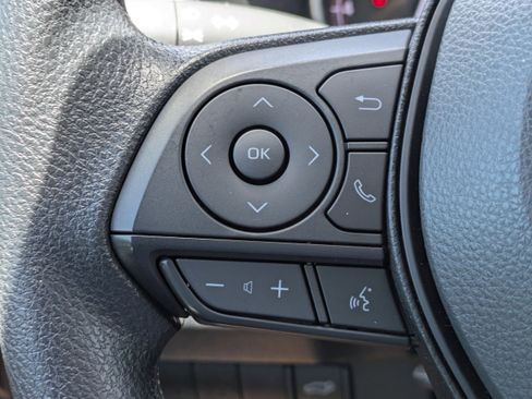 Used 2025 Toyota RAV4 XLE w/ Convenience Package FWD image 24