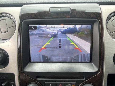 Used 2013 Ford F150 Platinum image 25