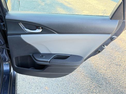 Used 2018 Honda Civic LX image 31