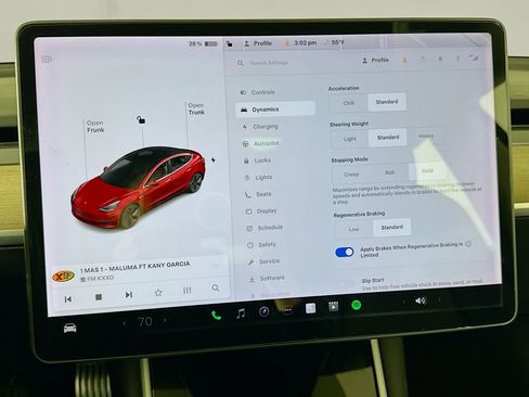 Used 2018 Tesla Model 3 Long Range image 31