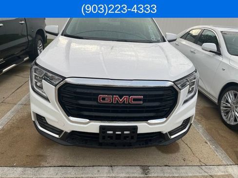 Used 2024 GMC Terrain SLE AWD/4WD image 12