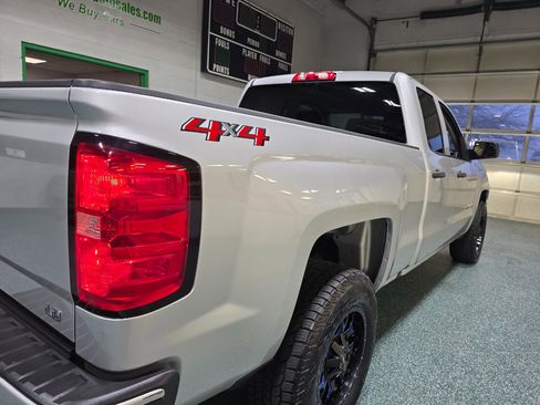 Used 2019 Chevrolet Silverado 1500 Custom w/ Custom Convenience Package image 7