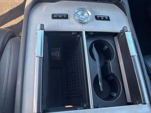 New 2026 Lincoln Navigator Reserve image 25