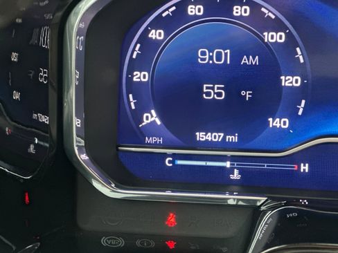 Used 2024 Chevrolet Silverado 1500 RST image 34