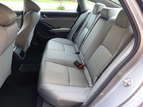 Used 2019 Honda Accord LX image 27