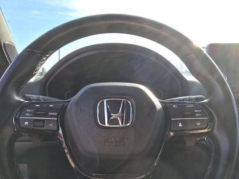 Used 2023 Honda Civic Sport image 28