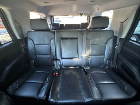 Used 2019 Chevrolet Tahoe LS w/ All-Season Package image 21