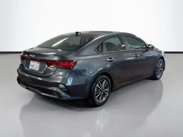 Certified 2023 Kia Forte LXS FWD image 7