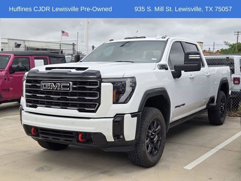 Used 2025 GMC Sierra 2500 AT4 w/ AT4 Premium Plus Package image 3