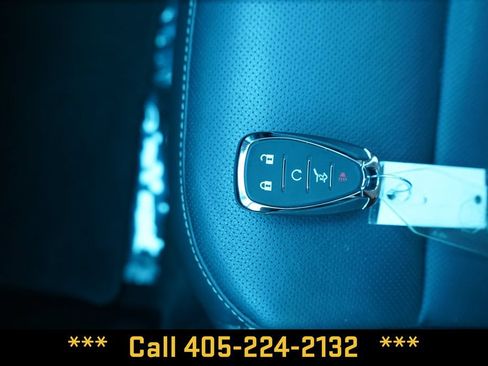 Used 2023 Chevrolet Traverse Premier AWD/4WD image 45