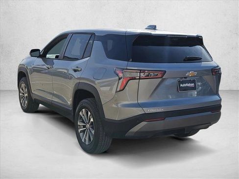 New 2026 Chevrolet Equinox LT w/ Safety and Technology Package FWD image 9