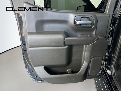 Used 2020 Chevrolet Silverado 1500 Custom w/ Custom Value Package image 27