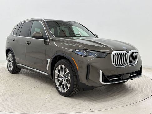 New 2026 BMW X5 xDrive50e AWD/4WD image 7