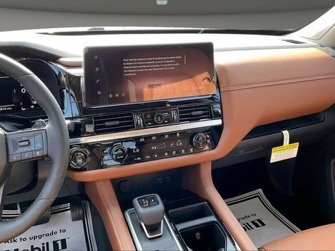 New 2026 Nissan Pathfinder Platinum w/ Accent Package AWD/4WD image 6