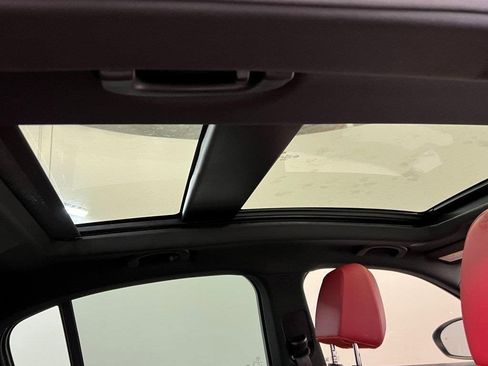 Used 2022 Alfa Romeo Stelvio Veloce image 20