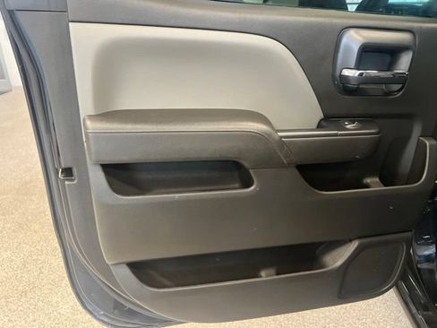 Used 2018 Chevrolet Silverado 1500 Custom w/ Custom Value Package AWD/4WD image 24