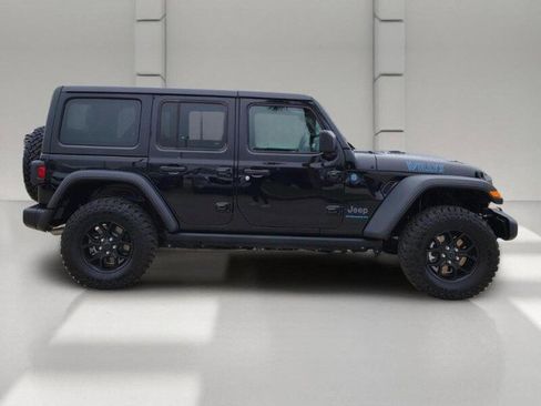 Used 2025 Jeep Wrangler Unlimited Sport S 4xe AWD/4WD image 4