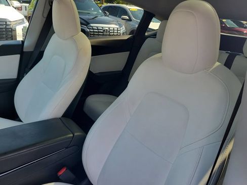 Used 2021 Tesla Model Y Performance AWD/4WD image 18