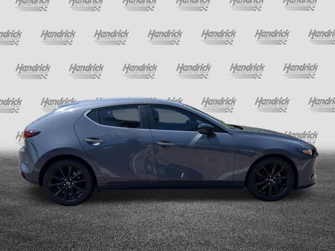 Used 2023 MAZDA MAZDA3 s FWD image 11