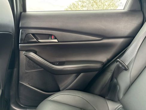 Certified 2024 MAZDA CX-30 AWD 2.5 S w/ Select Sport Pkg image 17