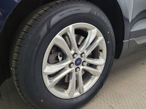 Used 2017 Ford Edge SEL w/ Equipment Group 201A AWD/4WD image 30