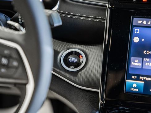 New 2025 Jeep Grand Cherokee Laredo X image 24