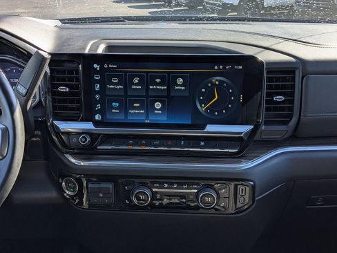 Certified 2025 Chevrolet Silverado 1500 LT image 20