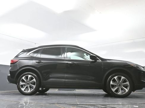 Used 2024 Ford Escape Platinum AWD/4WD image 52