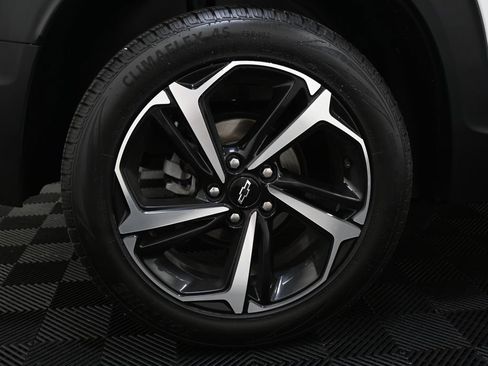 Used 2021 Chevrolet TrailBlazer RS w/ Sun and Liftgate Package FWD image 38