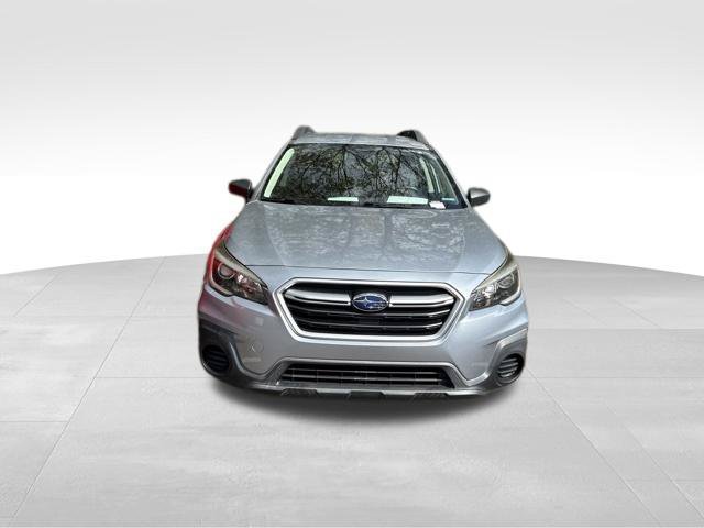 Used 2018 Subaru Outback 2.5i AWD/4WD image 2