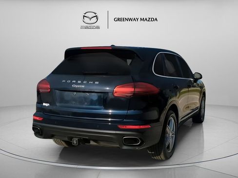 Used 2016 Porsche Cayenne AWD/4WD image 24
