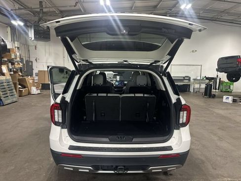 Used 2025 Ford Explorer Active w/ Active Comfort Package AWD/4WD image 25