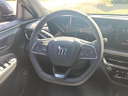 New 2026 Buick Envista Avenir FWD image 15