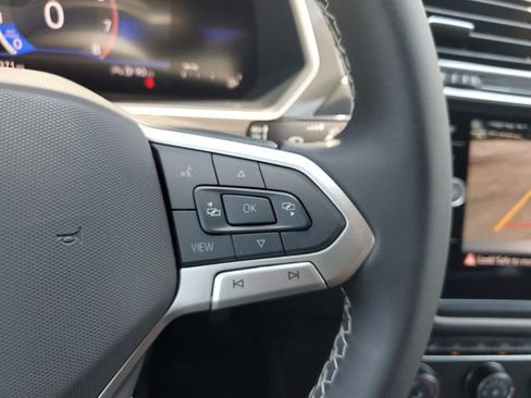 Certified 2024 Volkswagen Tiguan S FWD image 29