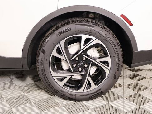 New 2026 Lincoln Nautilus Premier w/ Jet Appearance Package AWD/4WD image 18