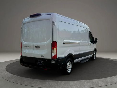 Used 2019 Ford Transit 150 148 Medium Roof image 4